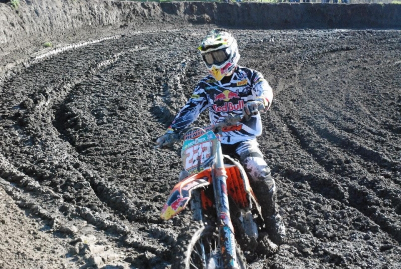 Tony Cairoli e Fashionbike