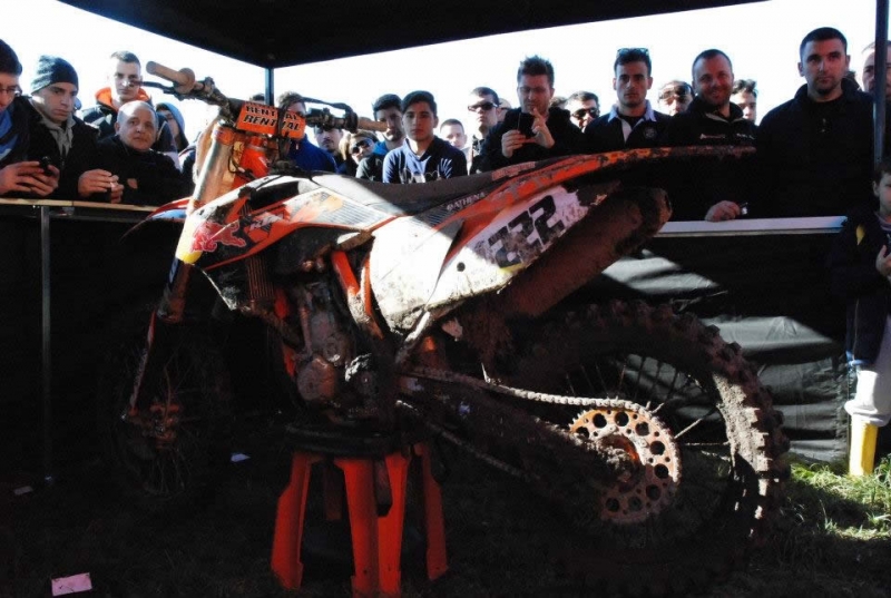 Tony Cairoli e Fashionbike