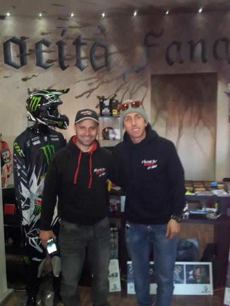 Tony Cairoli e Fashionbike