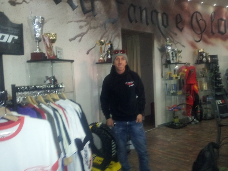 Tony Cairoli e Fashionbike