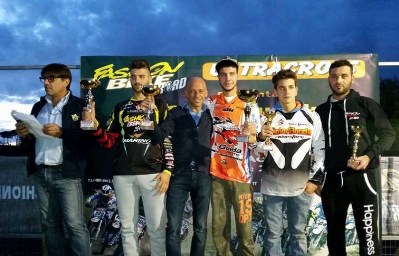 FASHIONBIKE-CATAPANO RACING CAMPIONI A SQUADRE 