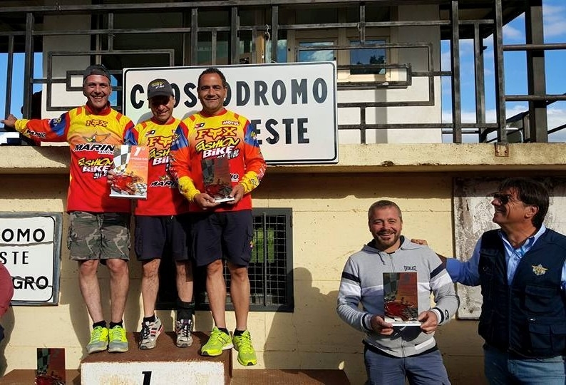 4 TABELLE ROSSE PER IL TEAM FASHIONBIKE 